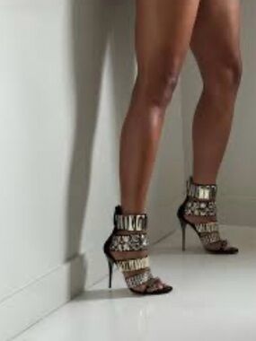 Giuseppe Zanotti Embellished ankle Heel